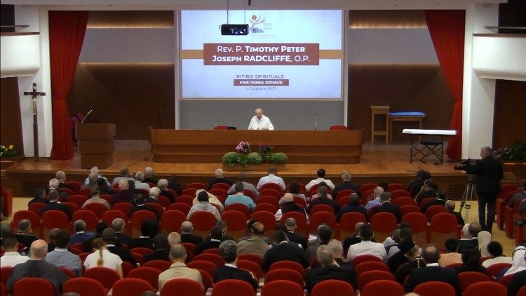 Một cuộc gặp gỡ trong khuôn khổ Thượng Hội đồng về Hiệp hành tại Sacrafano