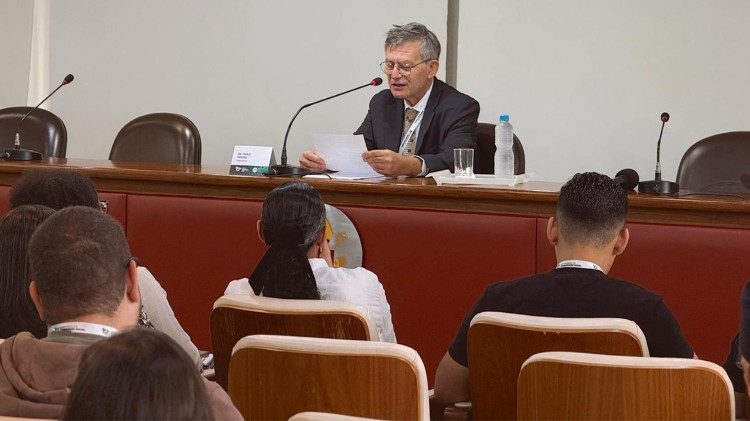 cq5dam.thumbnail.cropped.750.422-1