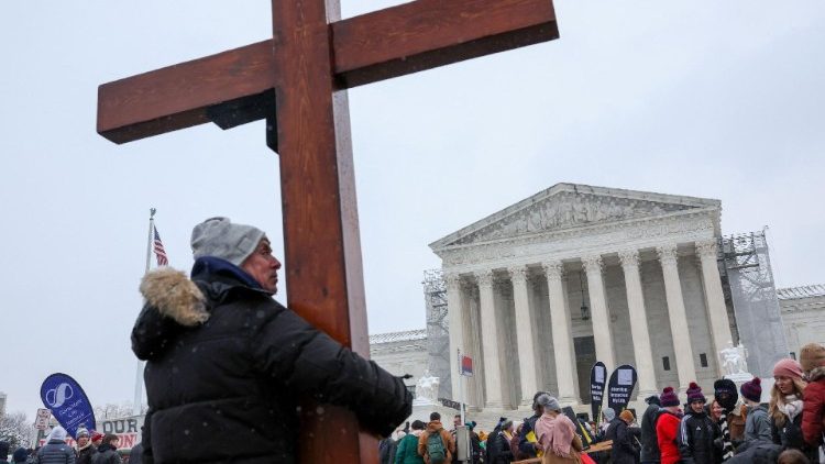 cq5dam.thumbnail.cropped.750.422