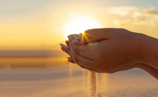 Chỉ Là Cát Bụi