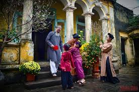 Những hoạt động ngày Tết của mỗi gia đình Việt Nam