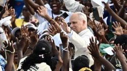 cq5dam.thumbnail.cropped.250.141